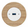 Zásuvka komunikačná USB KOMPLET Kryt zásuvky biely Rám: DREVO - dub svetlý